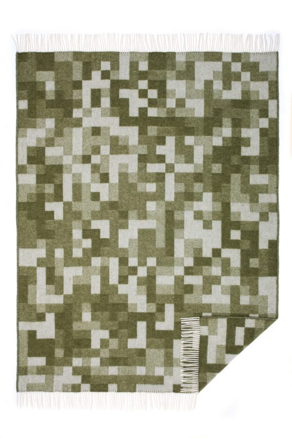 Wool jacquard blanket Pixel