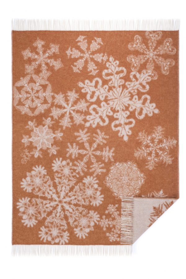 Wool jacquard blanket Gothic Snowflake